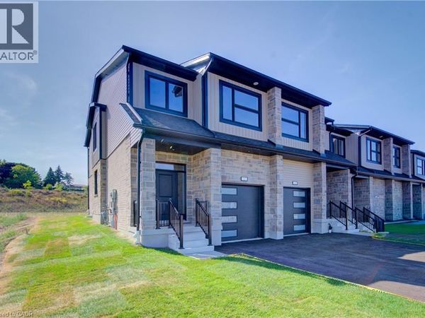 161 DUNNIGAN Drive, Kitchener, ON N2B0B1