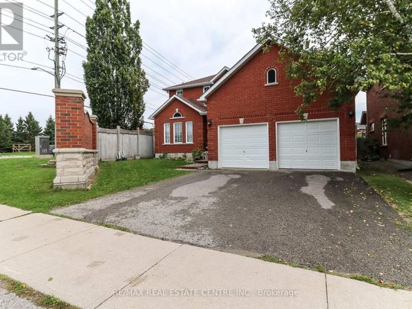 1 Sandringham Drive, Barrie (Innis-Shore), ON L4N0J9