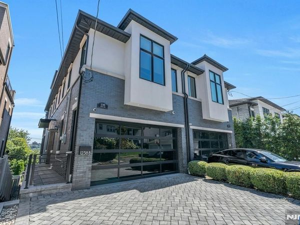 1238 River Road B, Unit B, EDGEWATER, NJ 07020