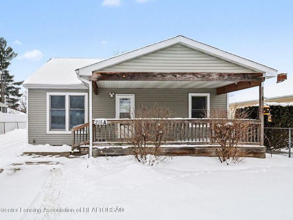 215 Winifred Avenue, Lansing, MI 48917