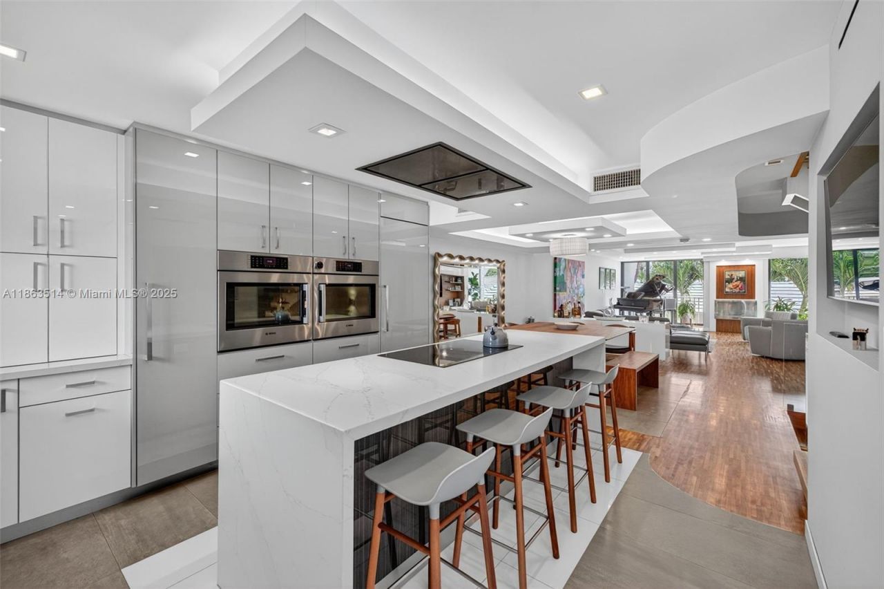 1223 Hillsboro Mile, Unit 4, Hillsboro Beach, FL 33062 Photo