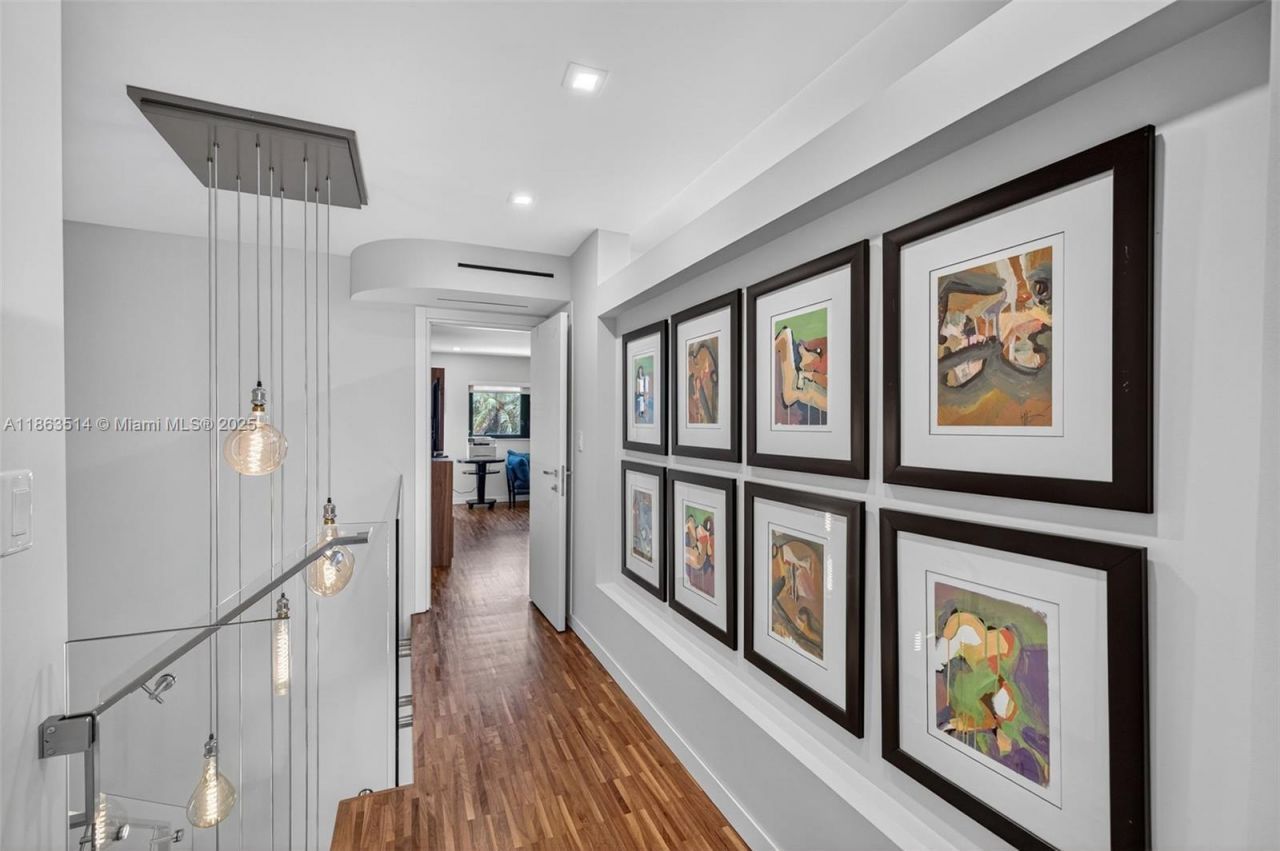 1223 Hillsboro Mile, Unit 4, Hillsboro Beach, FL 33062 Photo