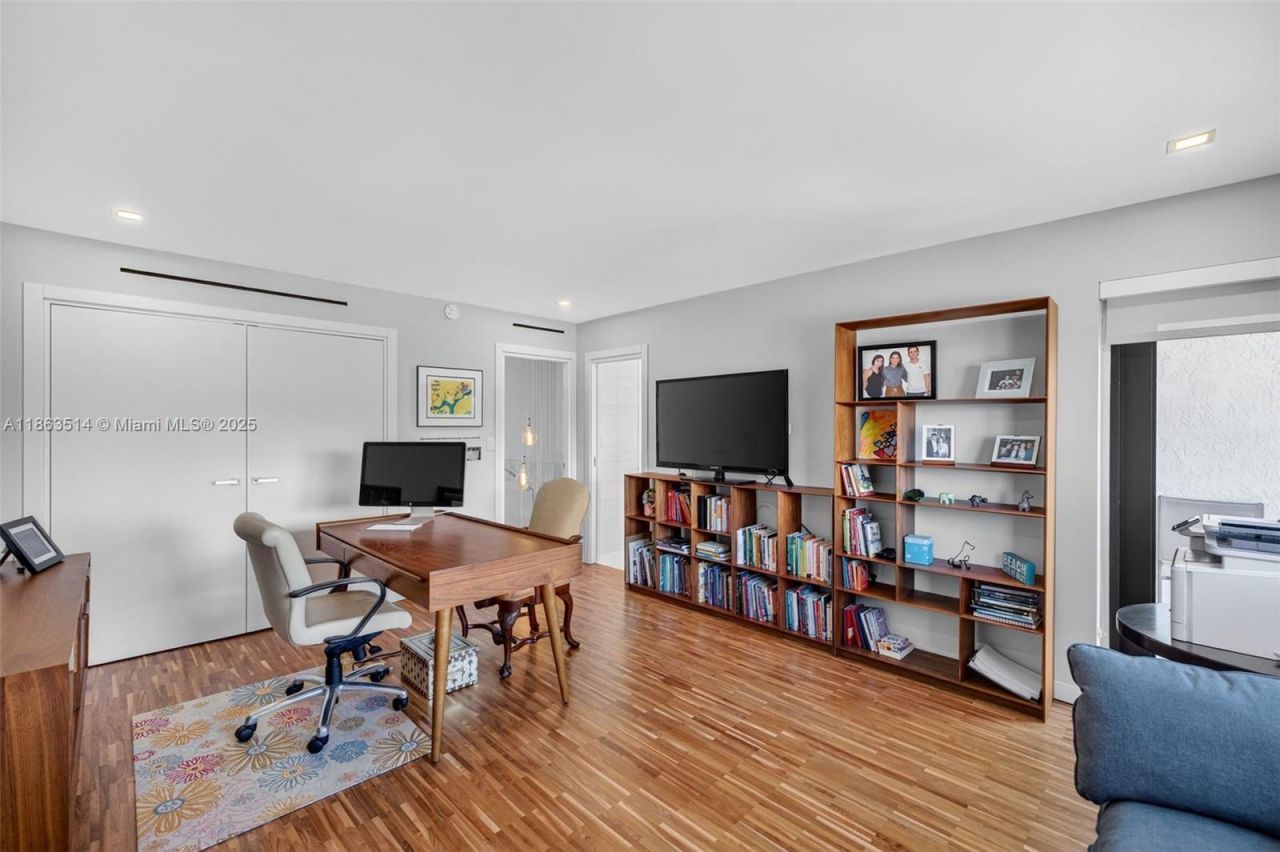 1223 Hillsboro Mile, Unit 4, Hillsboro Beach, FL 33062 Photo