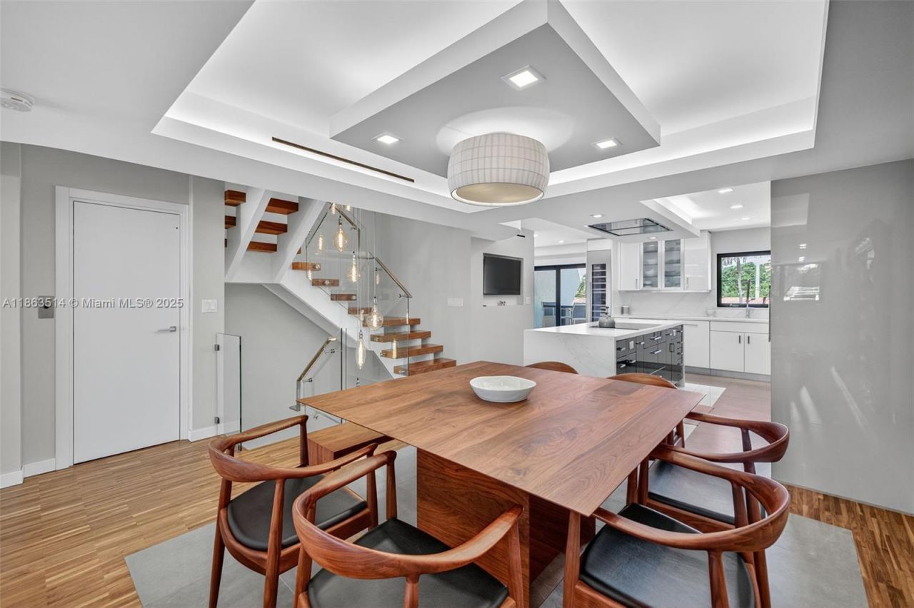 1223 Hillsboro Mile, Unit 4, Hillsboro Beach, FL 33062 Photo