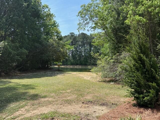 1191 Rivershore Road Photo 6