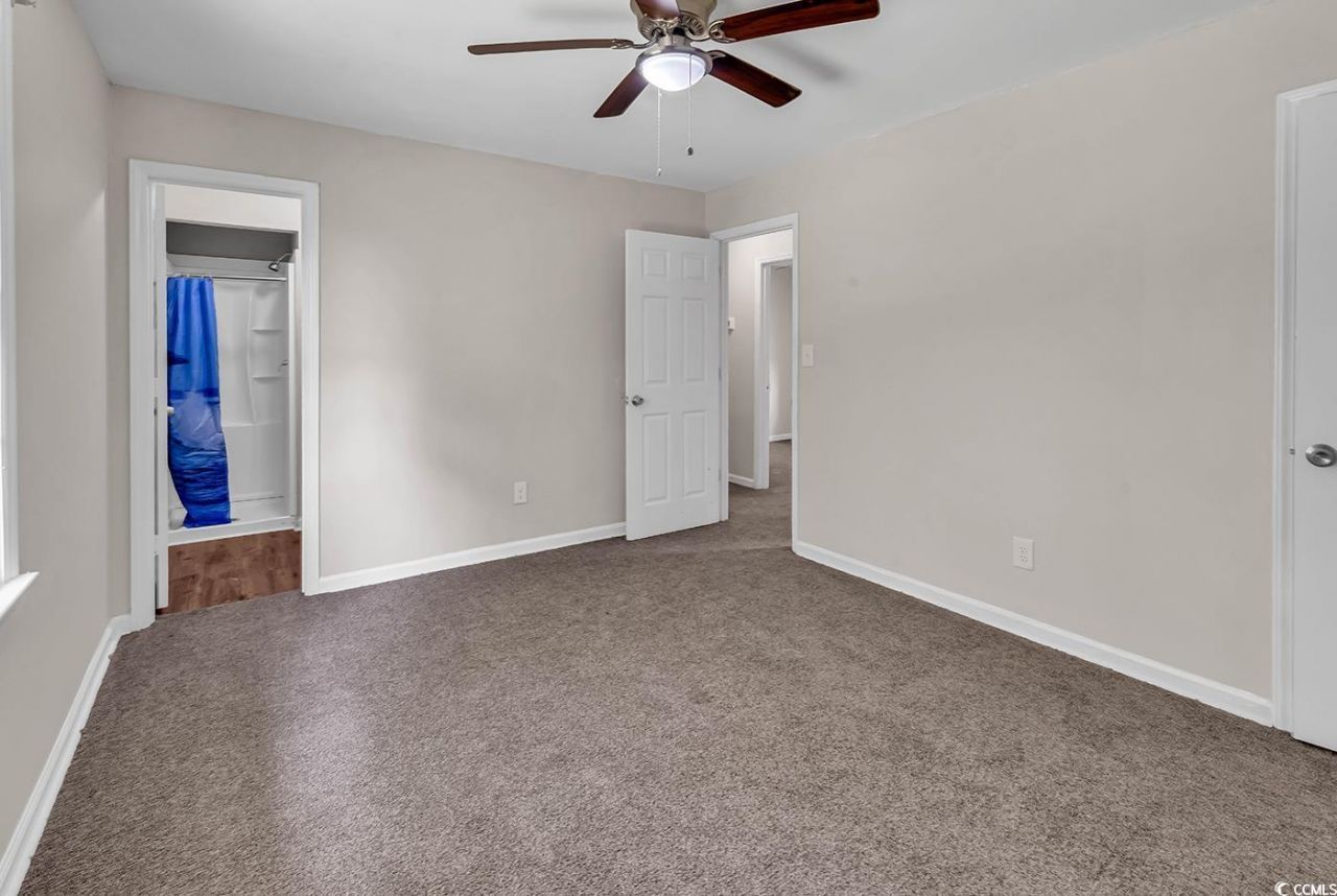 663 Player St. Photo 24