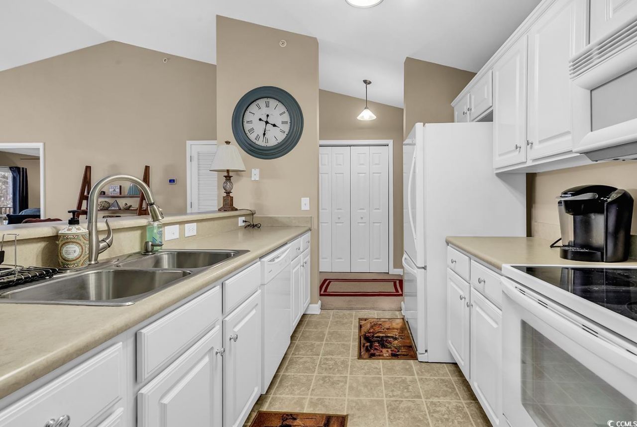 4846 Meadow Sweet Dr. Photo 24