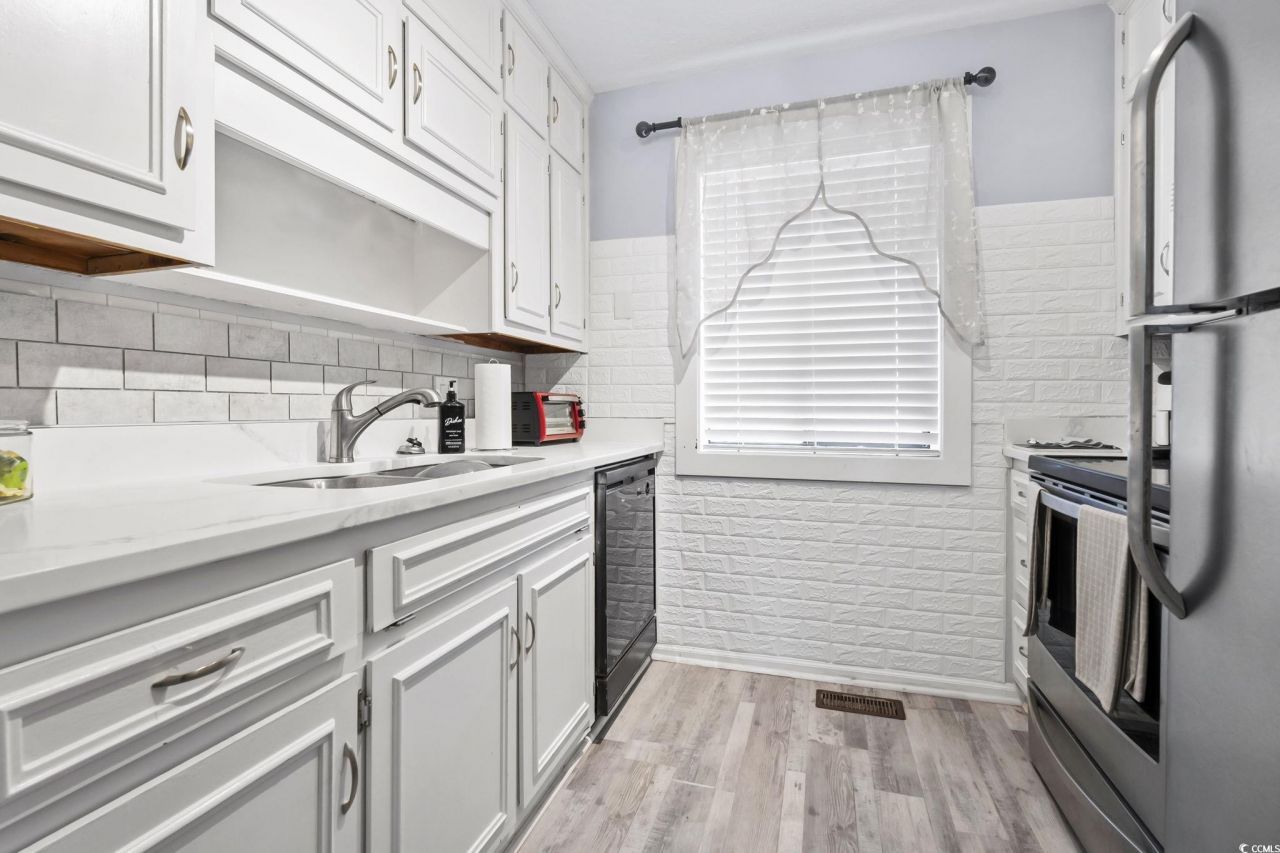 3015 Old Bryan Dr. Photo 9