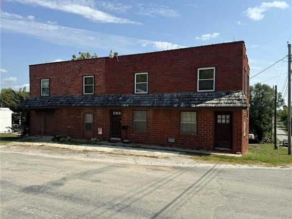 308 S Lyon Street, Grant City, MO 64456