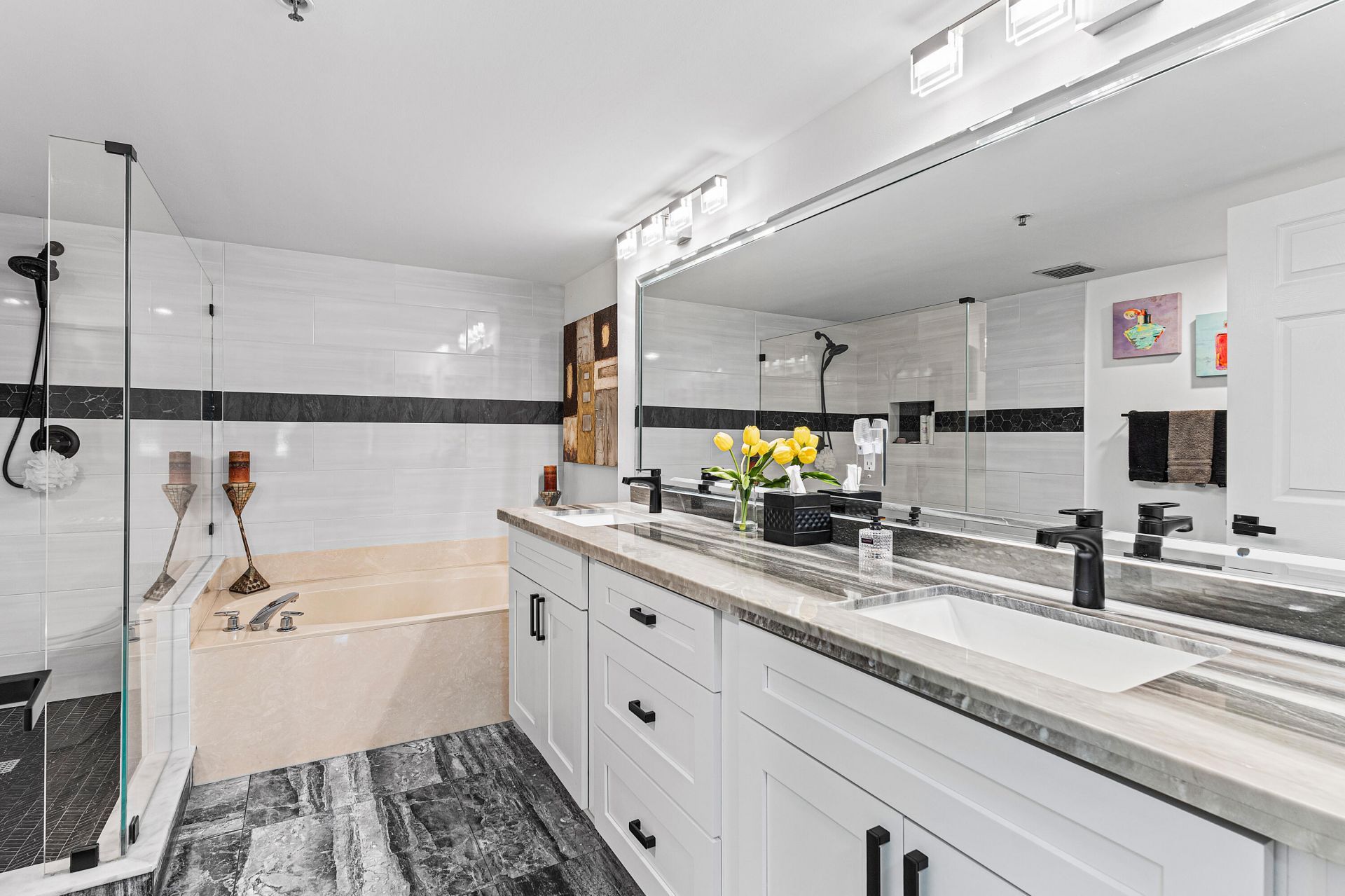 5874 Crystal Shores Drive, Unit 304, Boynton Beach, FL 33437 Photo