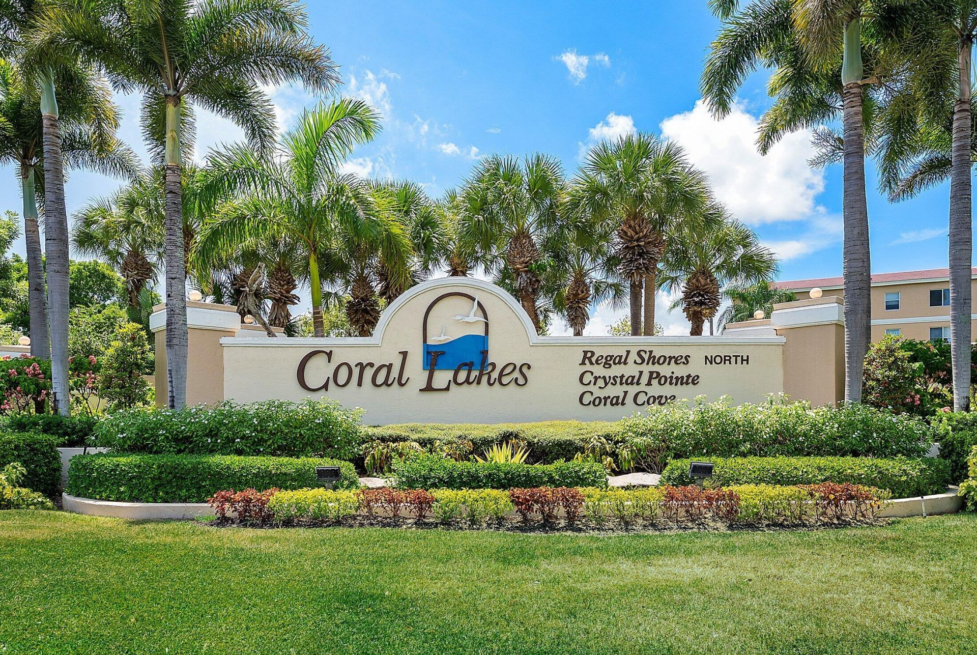 5874 Crystal Shores Drive, Unit 304, Boynton Beach, FL 33437 Photo
