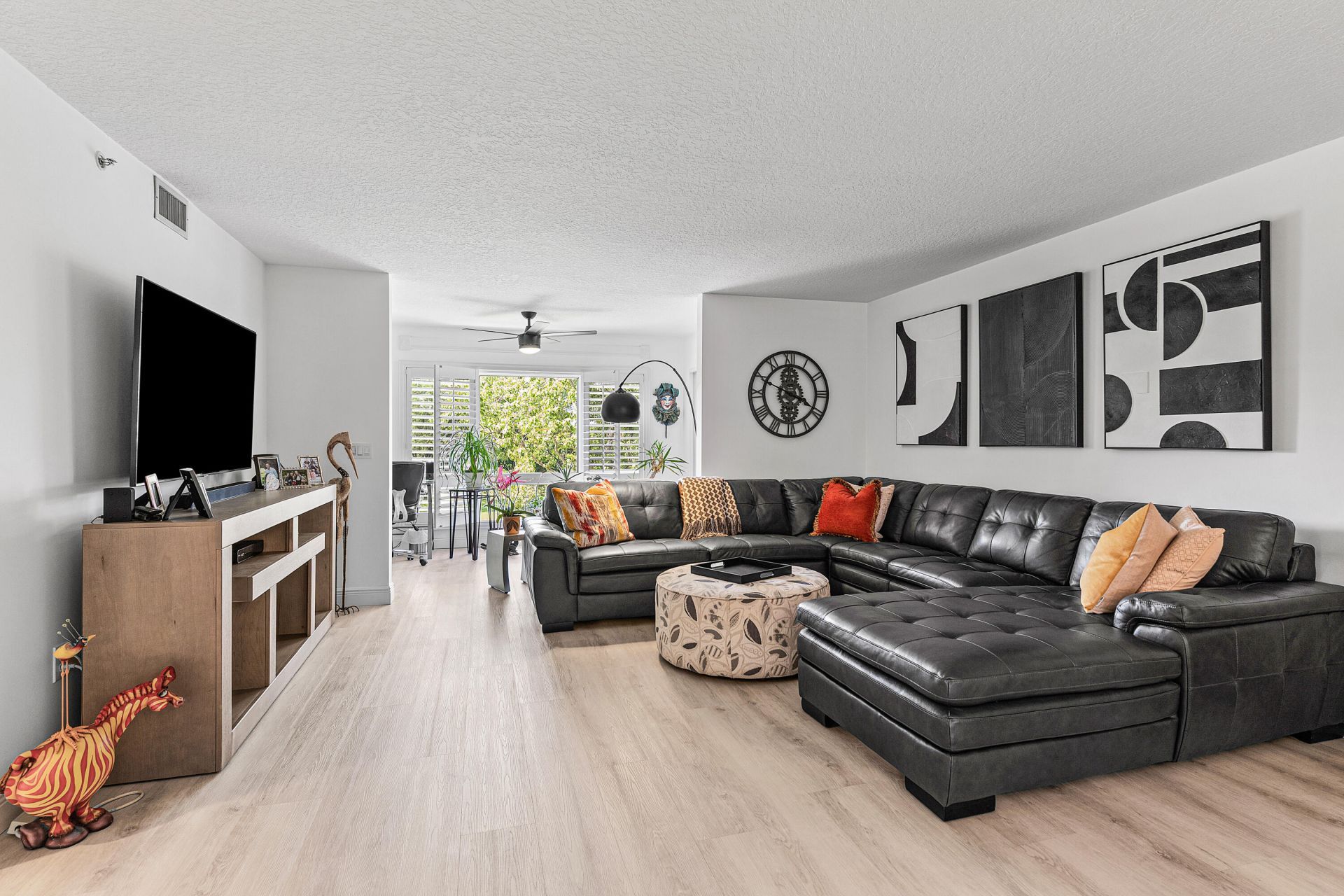 5874 Crystal Shores Drive, Unit 304, Boynton Beach, FL 33437 Photo