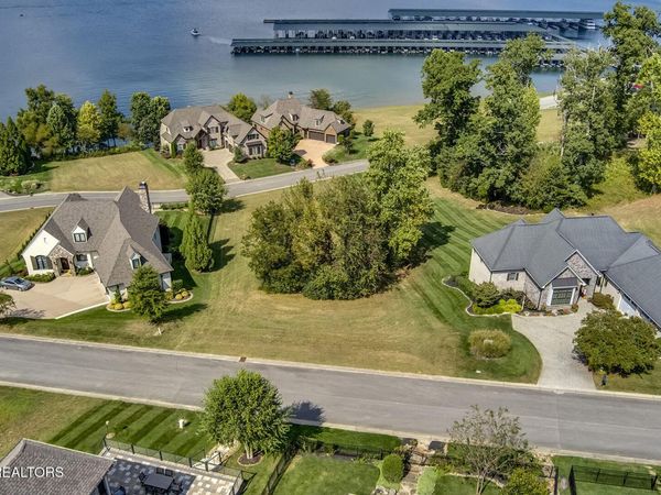 375 Champions Way, Lenoir City, TN 37772