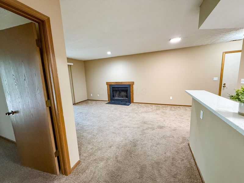2744 Greystone Drive, Unit E, Columbus, OH 43220 Photo 15