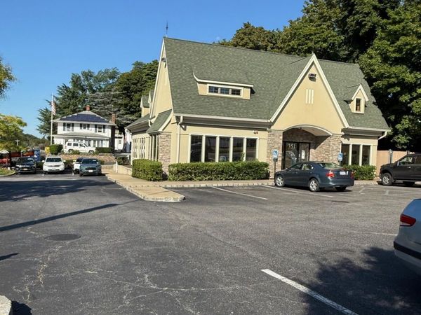 351 Fort Salonga Road, Northport, NY 11768