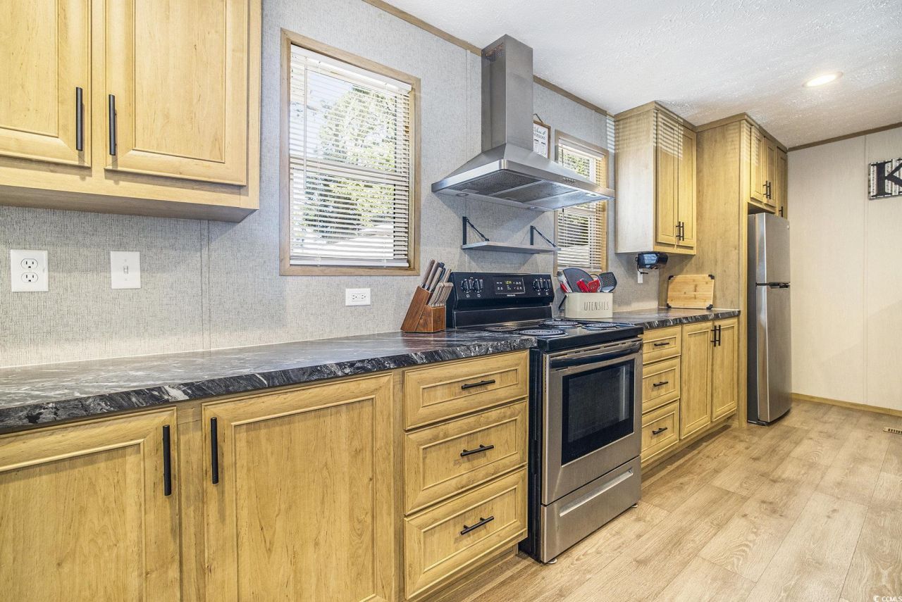 2396 Highway 15 Photo 14