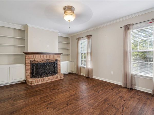 6976 COUNTRY RD, Unit 34, Germantown, TN 38138