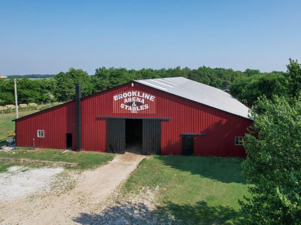 6323 W Farm Rd 156, Brookline, MO 65619