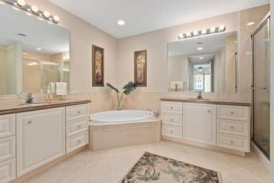 18 Harbour Isle Drive W, Unit 306, Fort Pierce, FL 34949 Photo