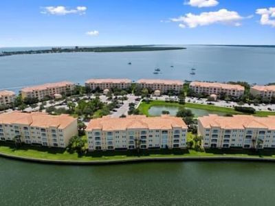 18 Harbour Isle Drive W, Unit 306, Fort Pierce, FL 34949 Photo