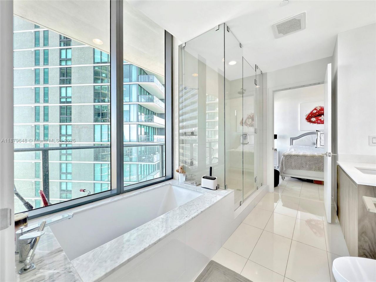 480 NE 31st St, Unit 2407, Miami, FL 33137 Photo