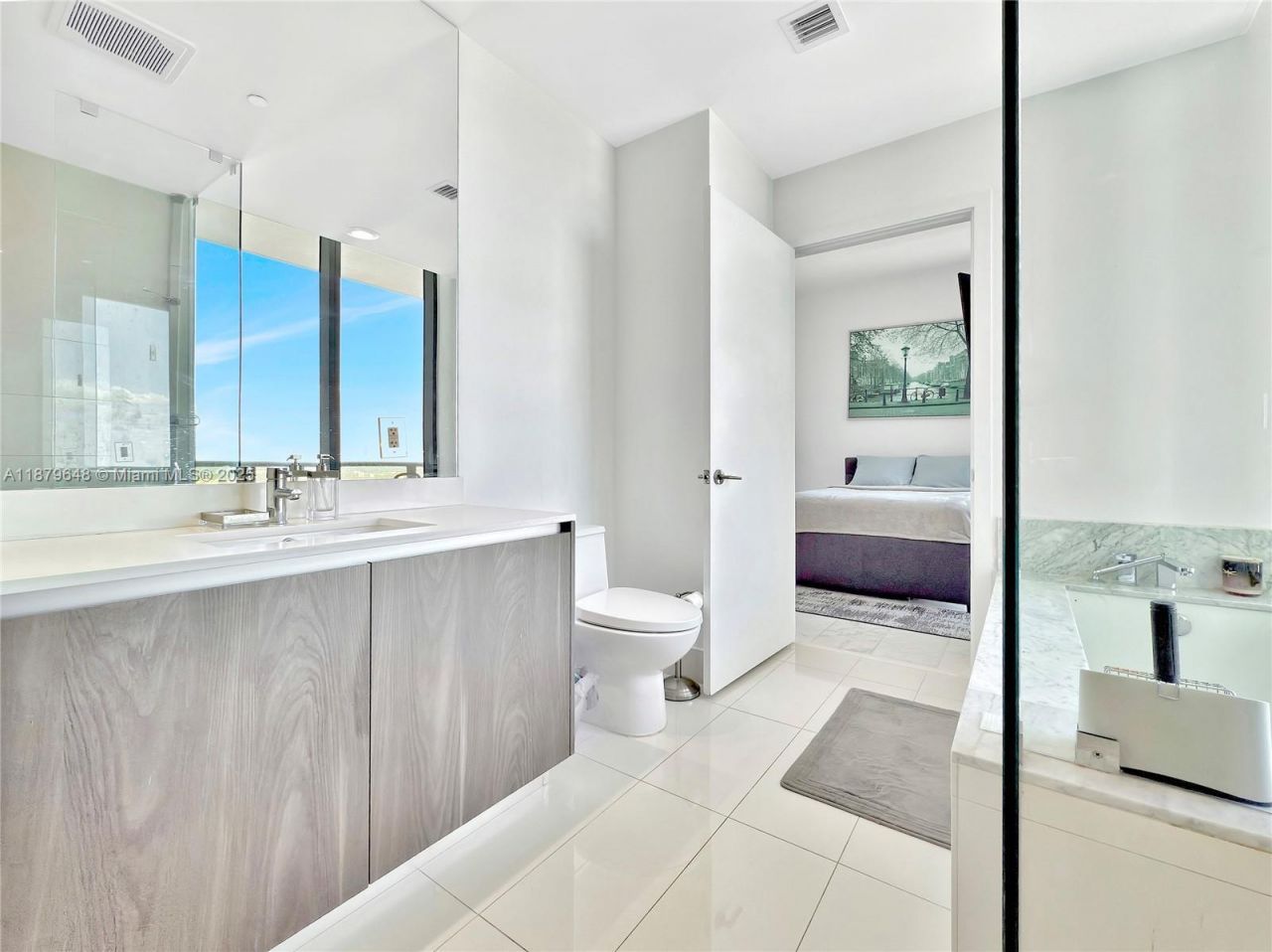 480 NE 31st St, Unit 2407, Miami, FL 33137 Photo