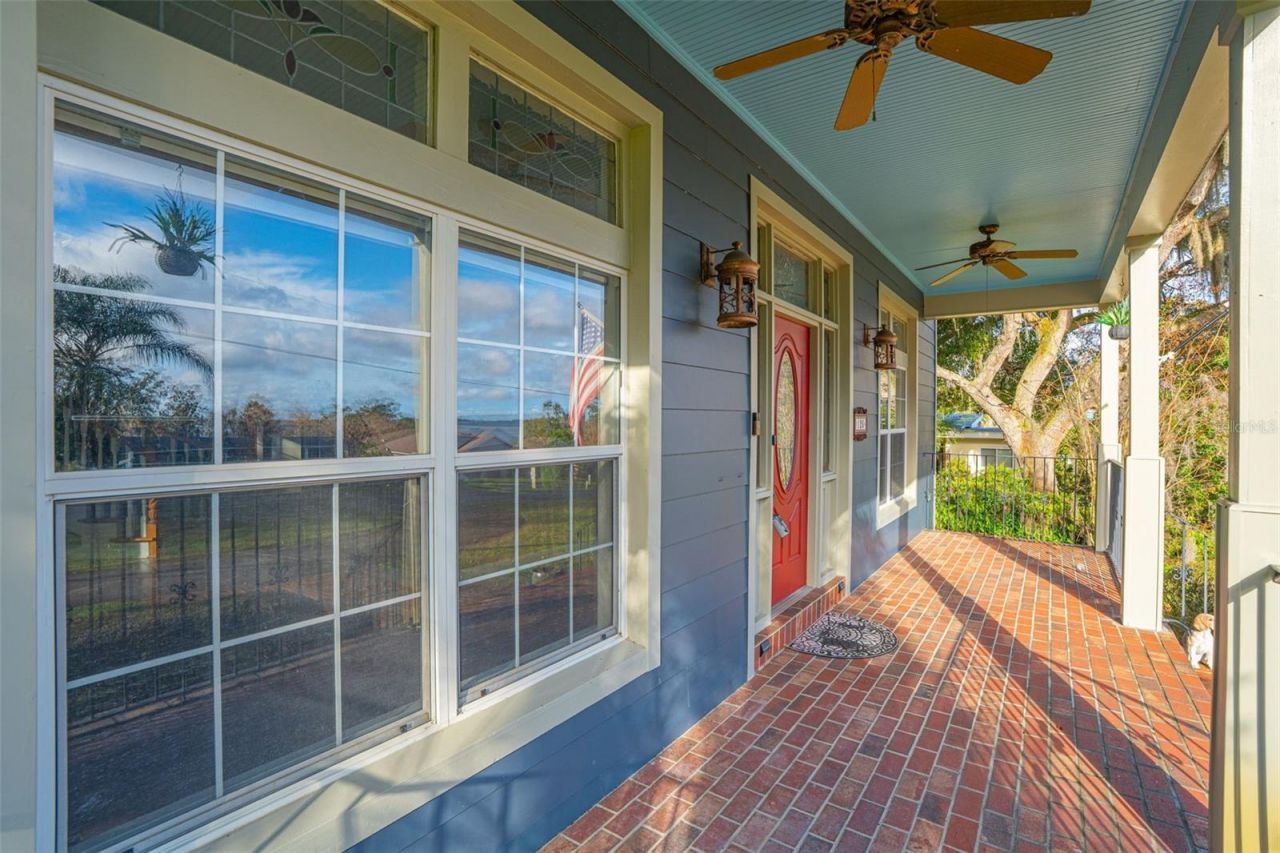 126 E Palmetto Avenue, Howey in the Hills, FL 34737 Photo