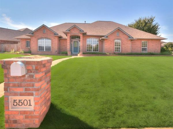 5501 Lanceshire Lane, Oklahoma City, OK 73135