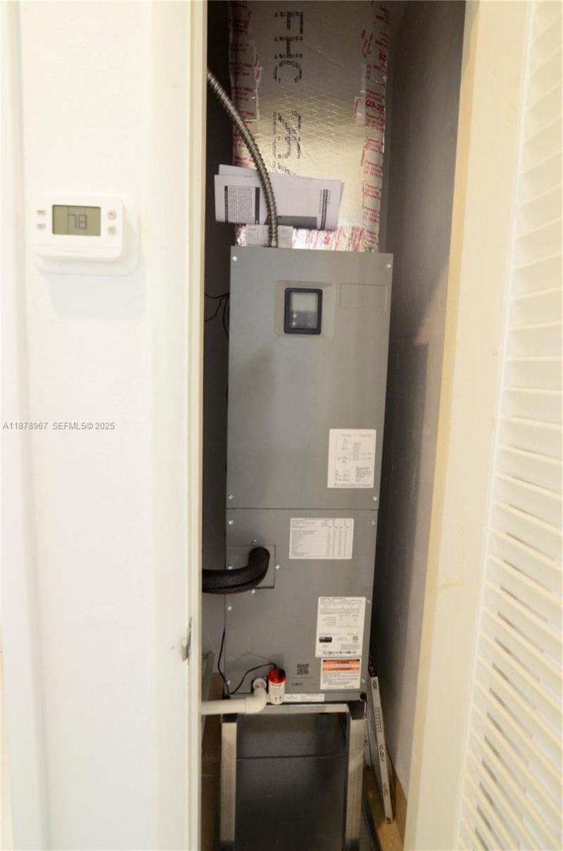 3050 Virginia St, Unit Front, Miami, FL 33133 Photo