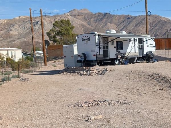 569 W Ward, Beatty, NV 89003