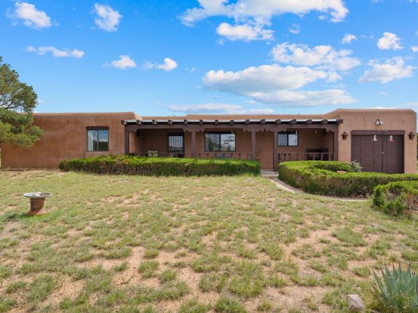 77 Moya Road, Santa Fe, NM 87508