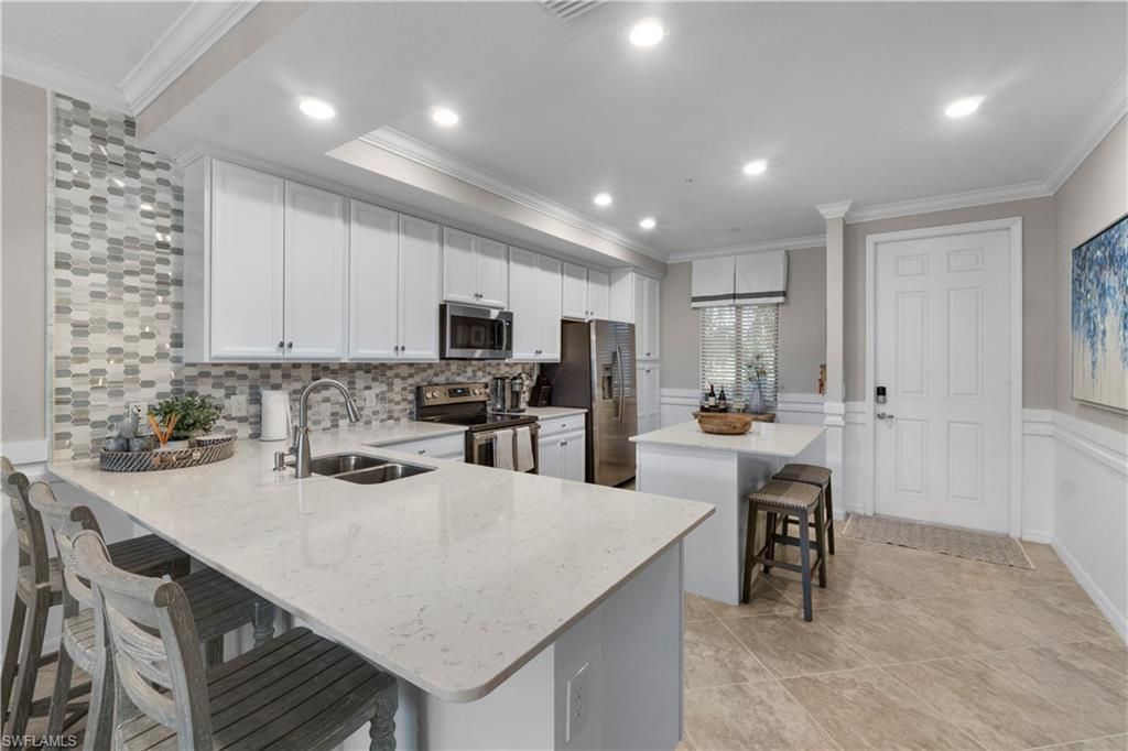 9596 Trevi Ct, Unit 5425, Naples, FL 34113 Photo