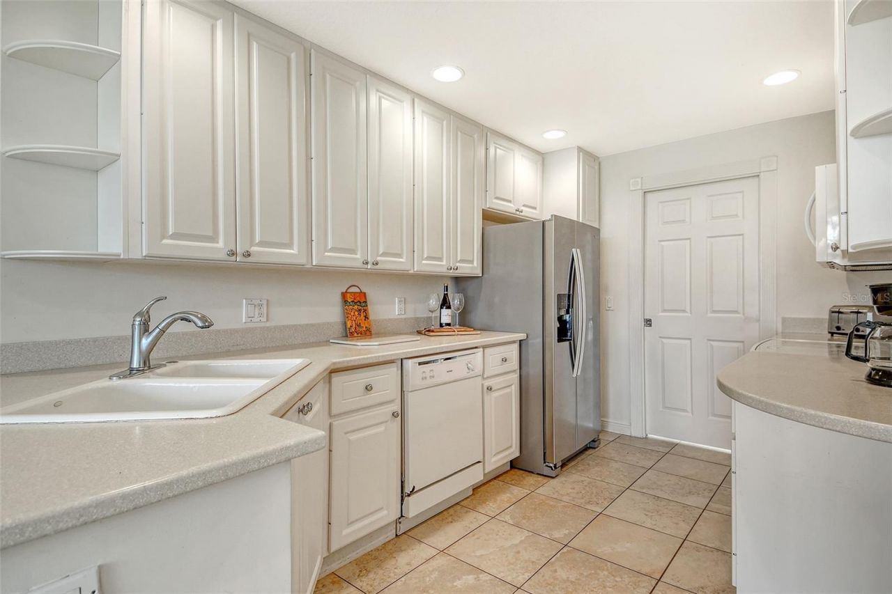 1400 Burgos Drive, Sarasota, FL 34238 Photo
