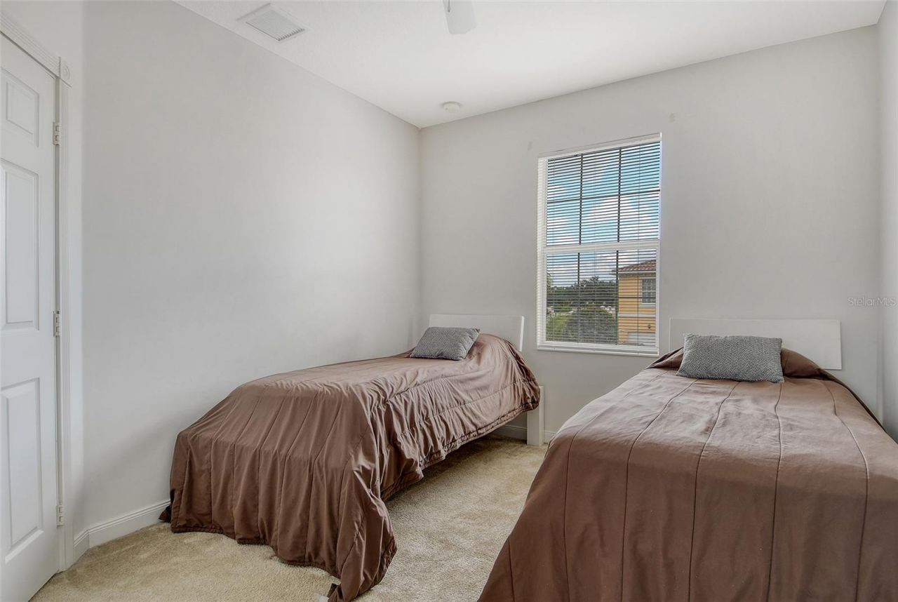 1400 Burgos Drive, Sarasota, FL 34238 Photo