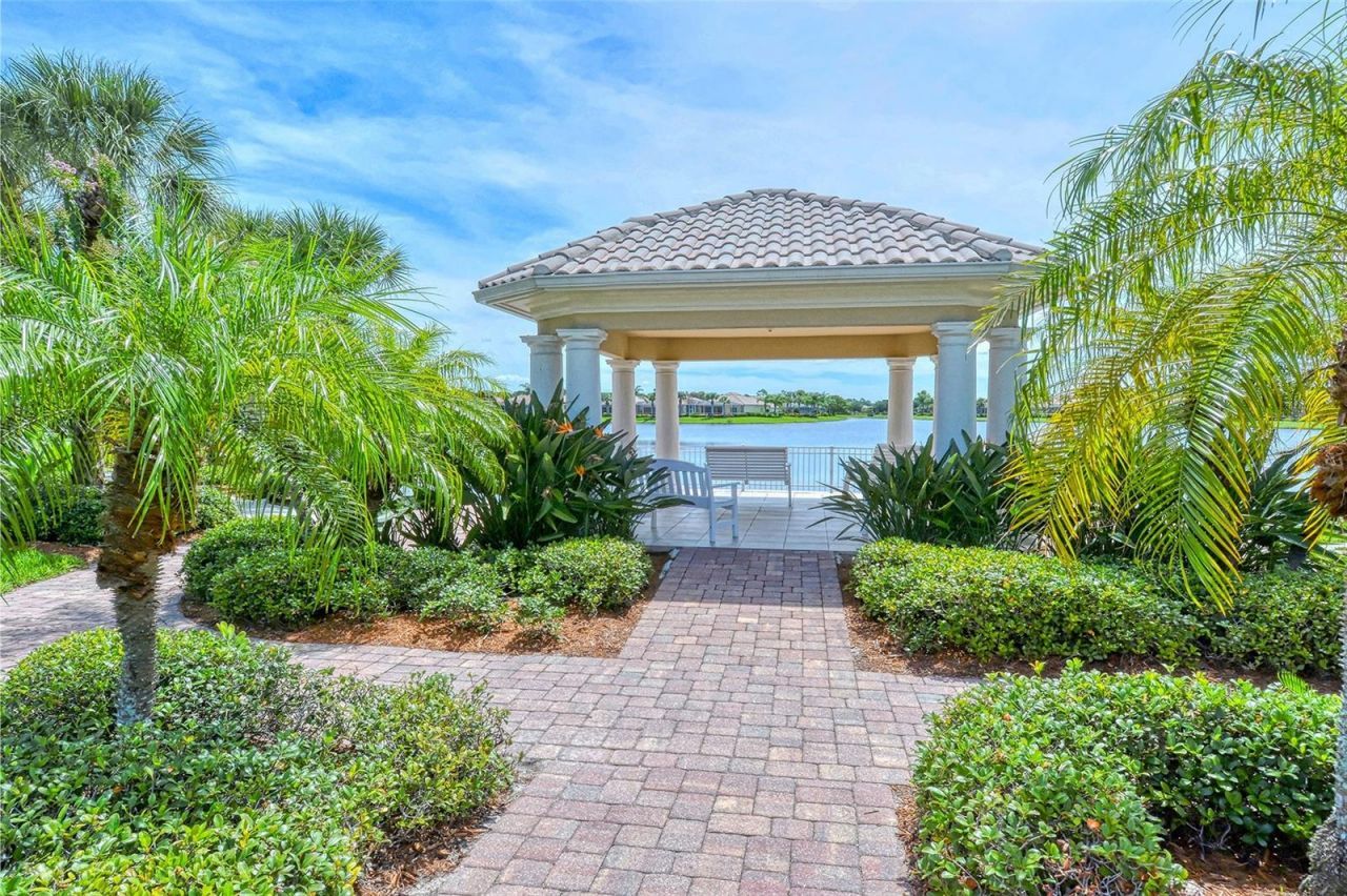 1400 Burgos Drive, Sarasota, FL 34238 Photo