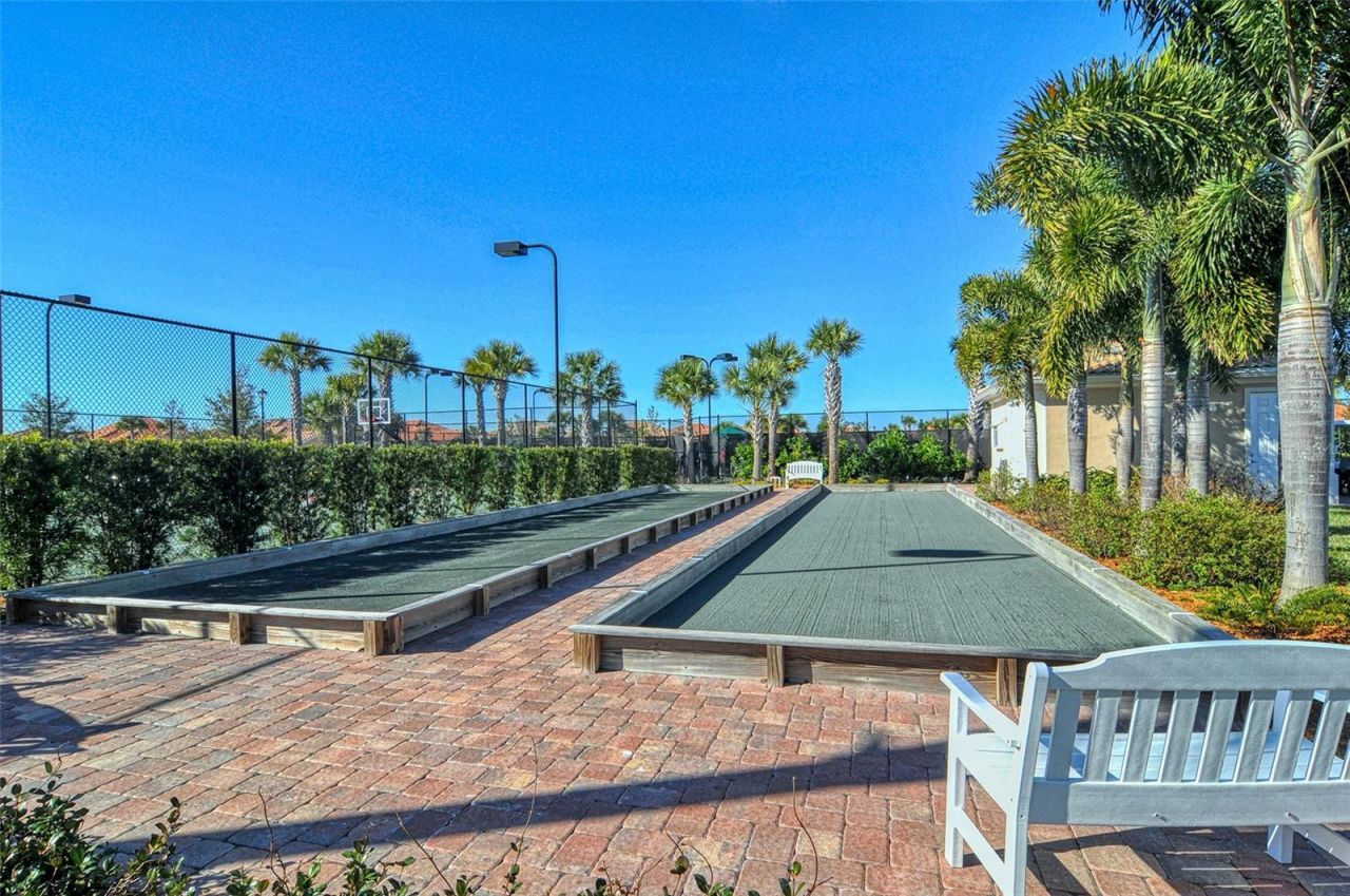 1400 Burgos Drive, Sarasota, FL 34238 Photo