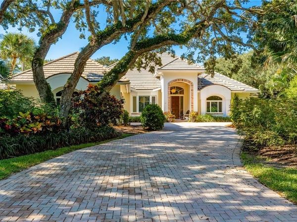 31 S White Jewel Court, Vero Beach, FL 32963