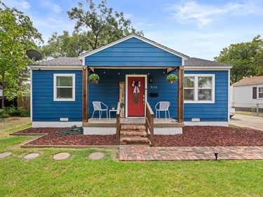 2114 Engle Avenue, Dallas, TX 75224