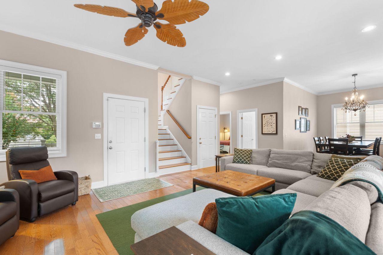 4005 Bridle Trail Drive Photo 12