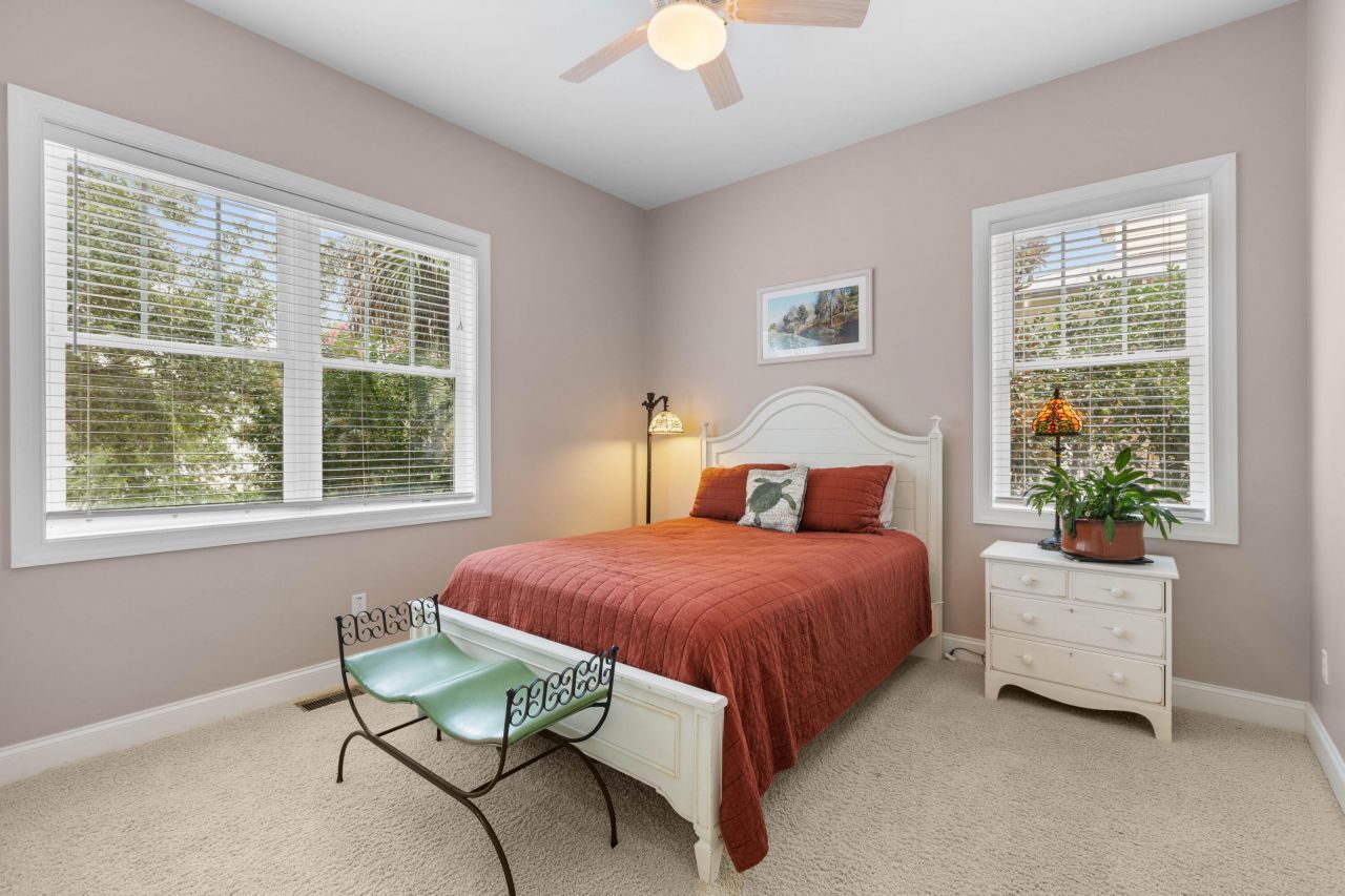 4005 Bridle Trail Drive Photo 19