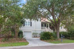 4005 Bridle Trail Drive photo 4