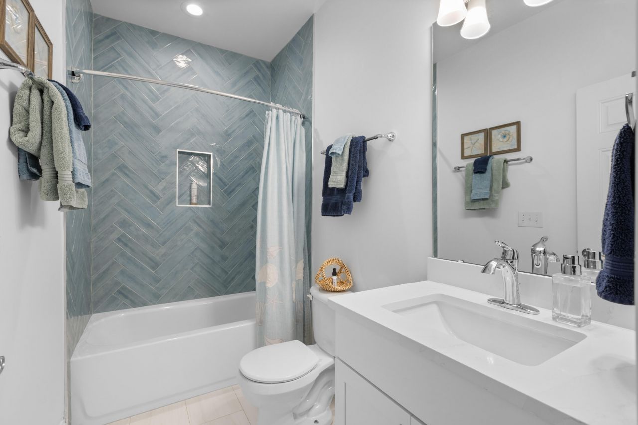 4005 Bridle Trail Drive Photo 31