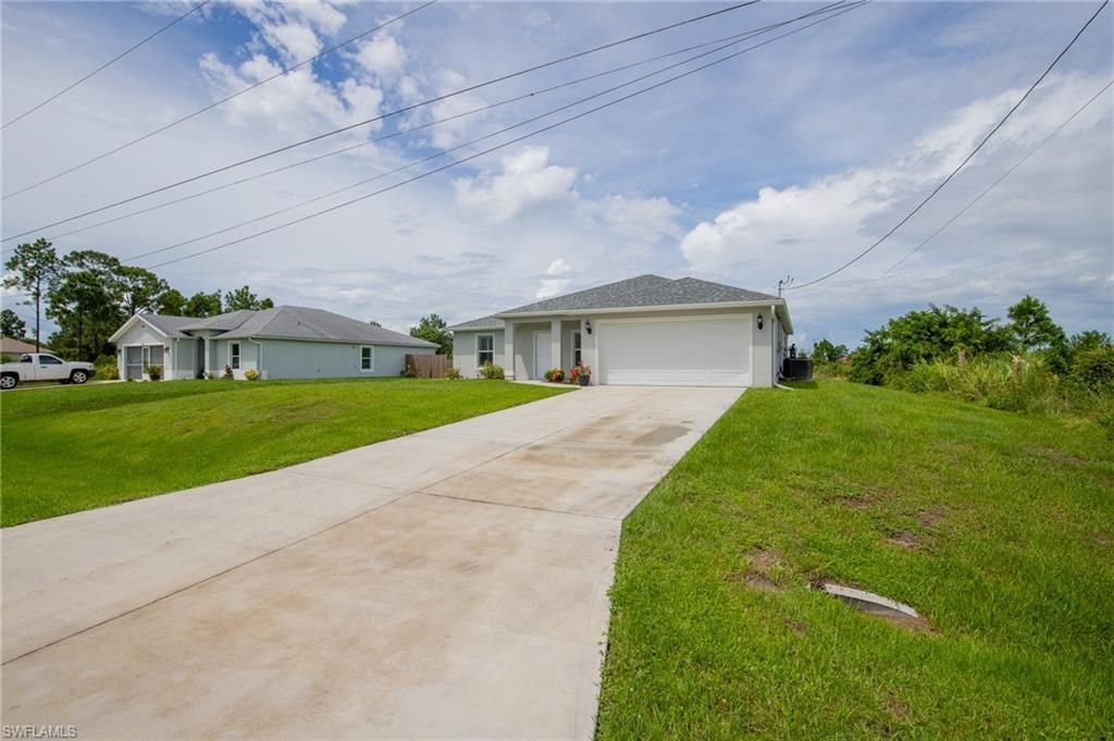 117 Paxton St, Lehigh Acres, FL 33974 Photo