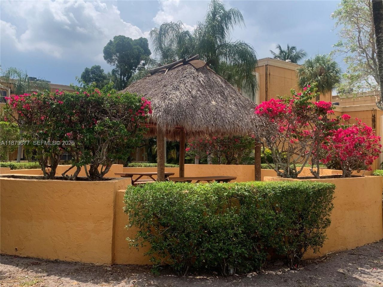 17901 NW 68th Ave, Unit R209, Hialeah, FL 33015 Photo