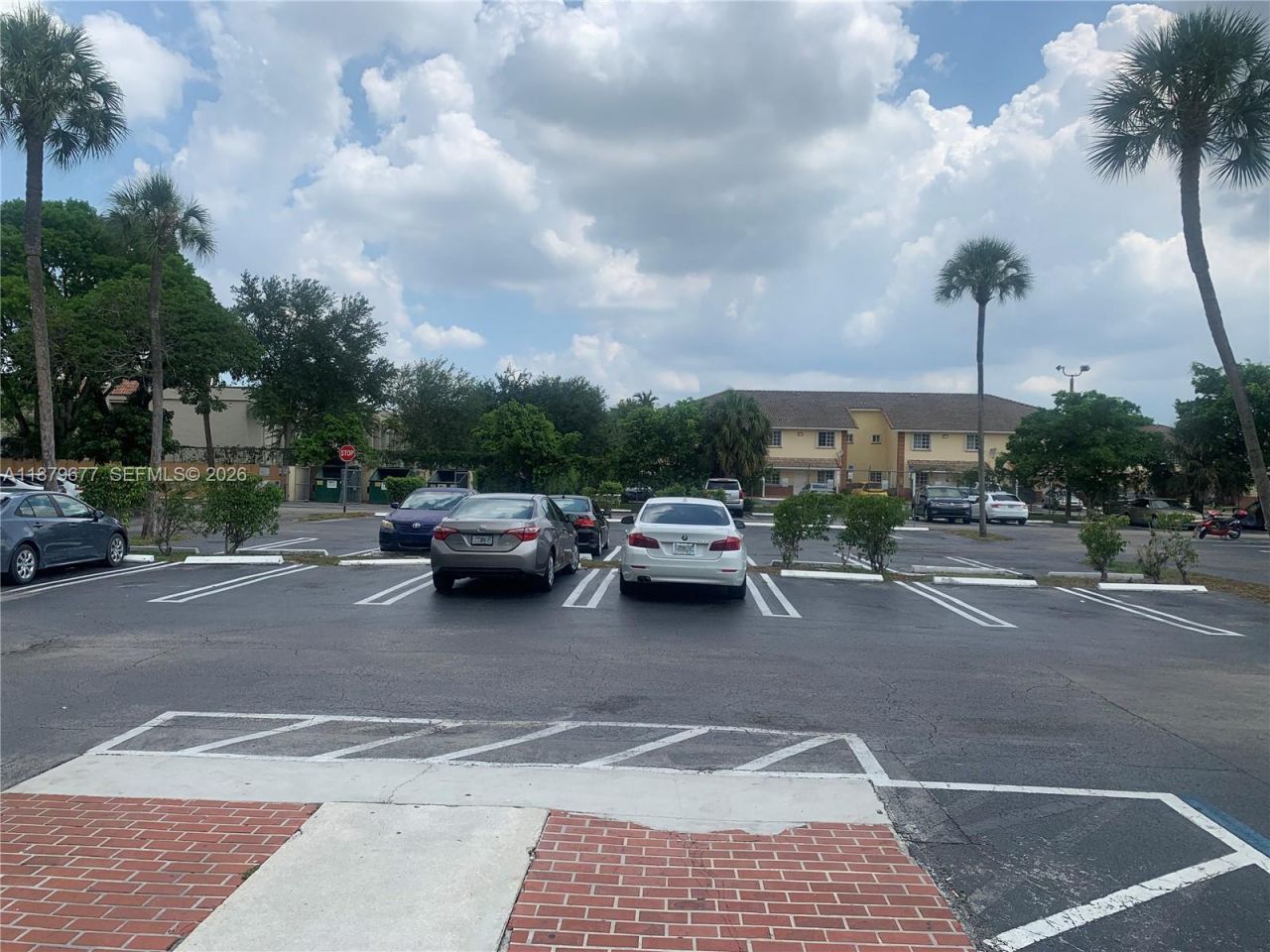 17901 NW 68th Ave, Unit R209, Hialeah, FL 33015 Photo