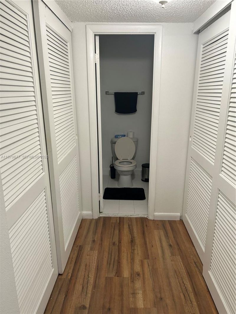 17901 NW 68th Ave, Unit R209, Hialeah, FL 33015 Photo