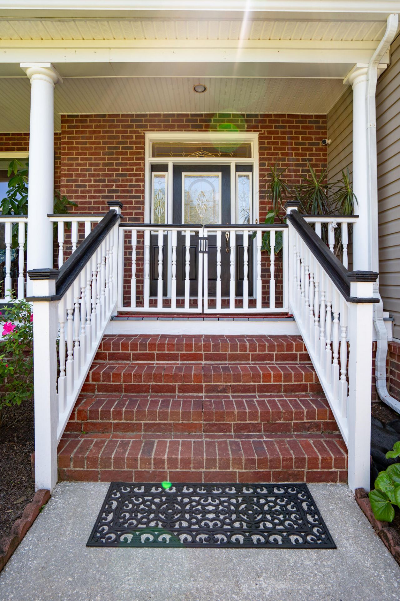 213 Harlech Way Photo 4