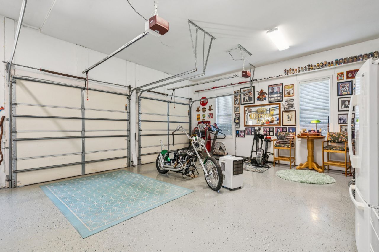 213 Harlech Way Photo 47