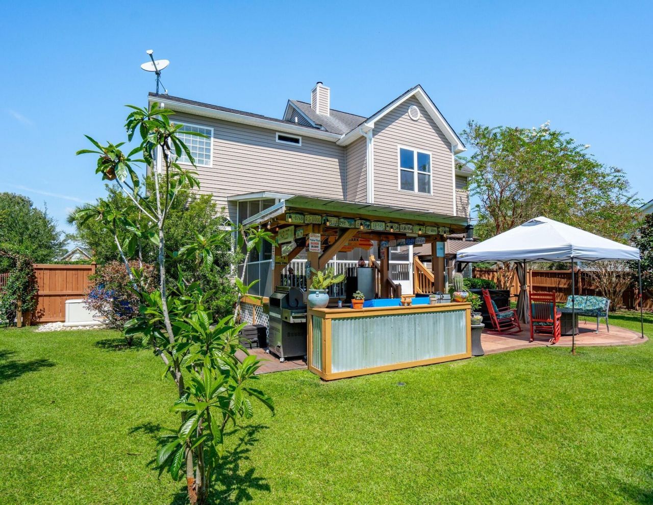 213 Harlech Way Photo 51