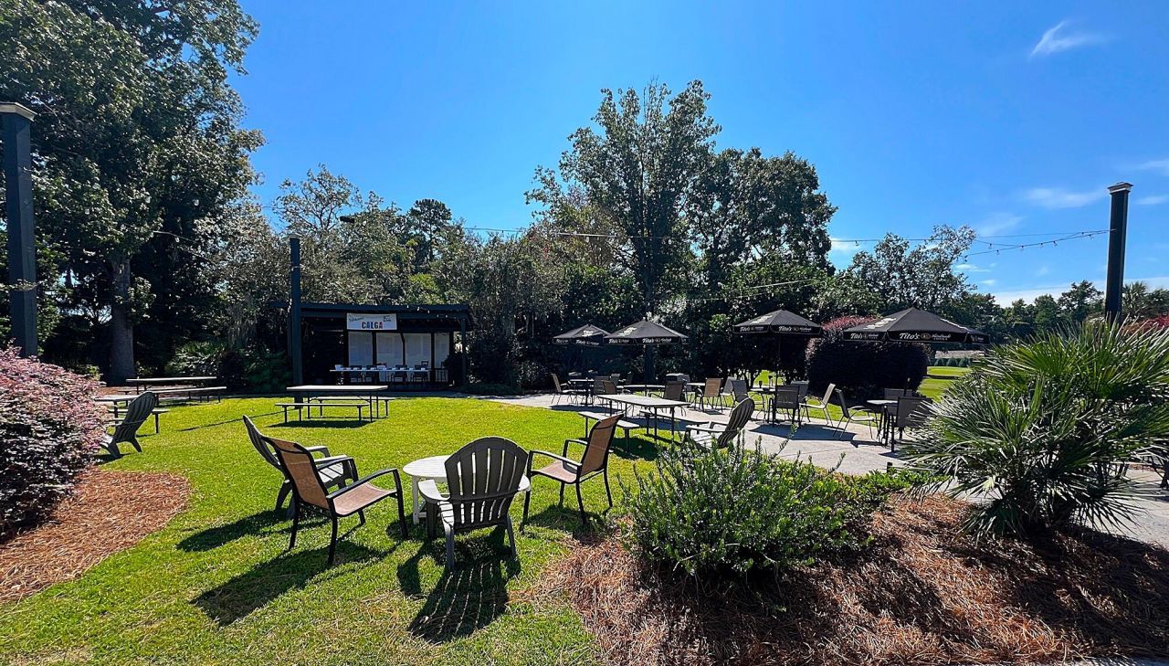 213 Harlech Way Photo 63